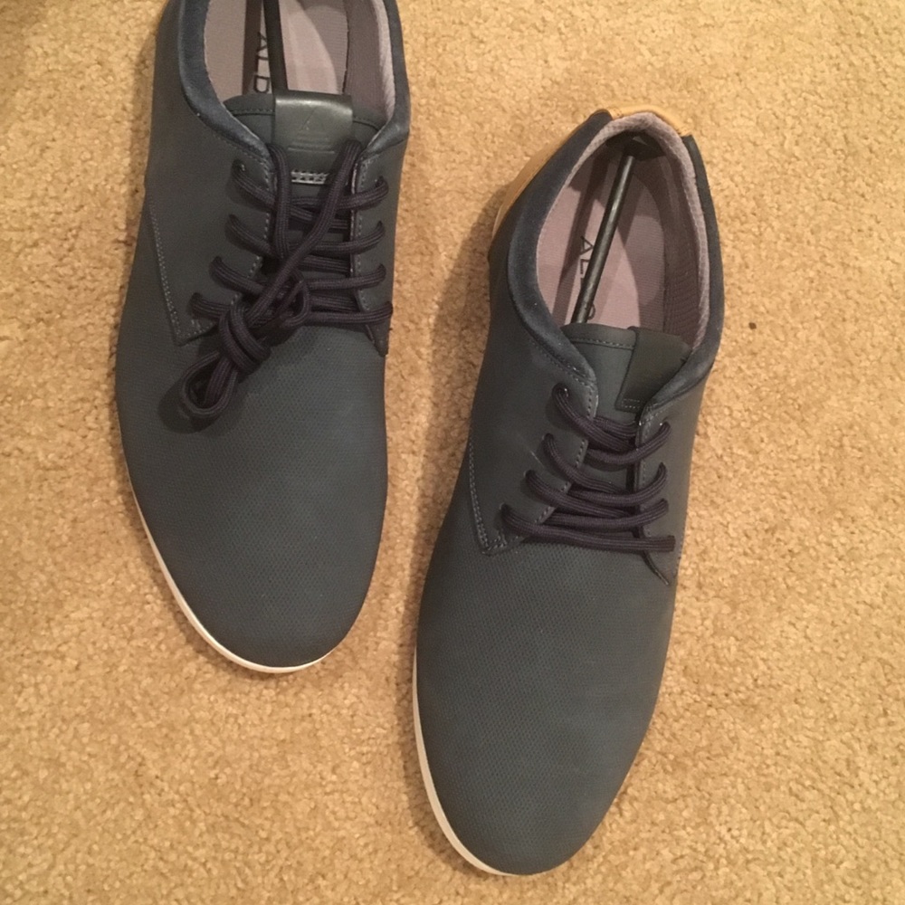 NWT Aldo shoes